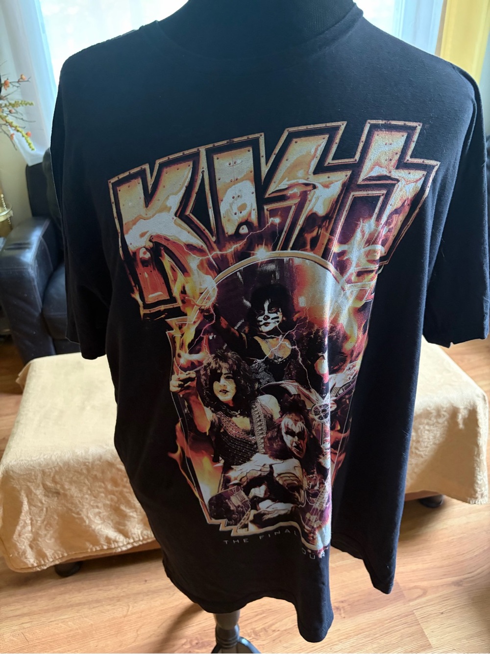 KISS Black Graphic Band Tee - men’s concert Shirt